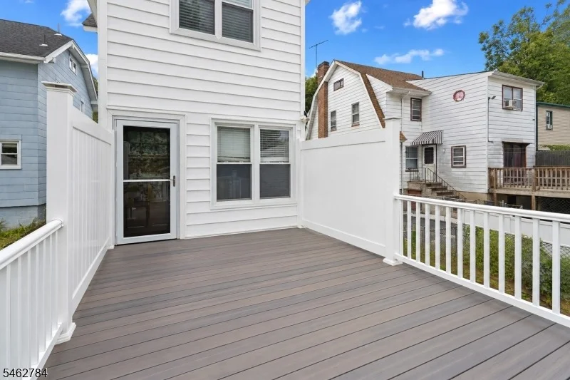 Photo of 35 Clinton St