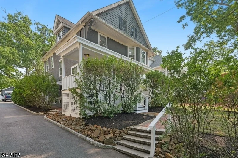 Photo of 26 Mountain Ave