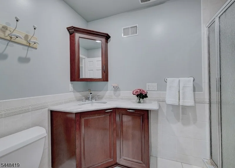 Photo of 5 Birdseye Gln