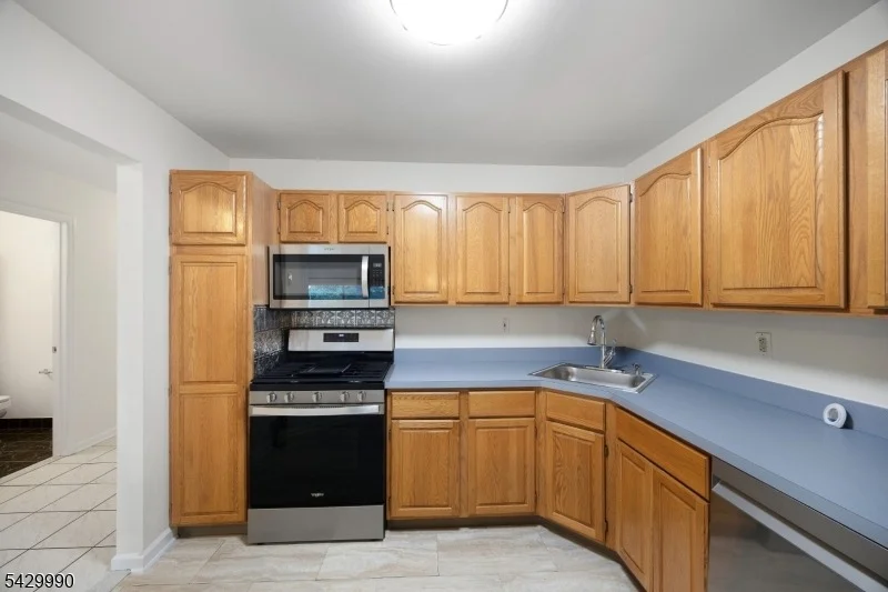 Photo of 35 Maple Ln