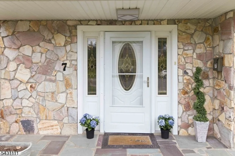 Photo of 7 Keith Pl