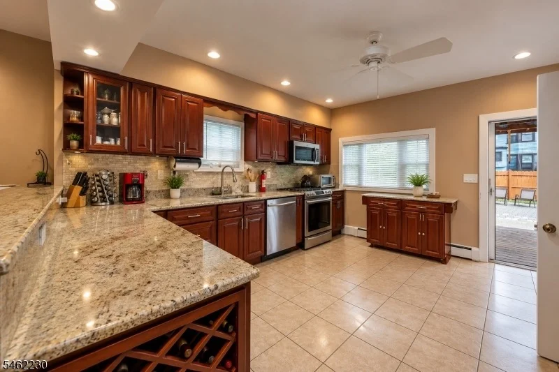 Photo of 17 Porter Ave