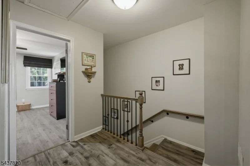 Photo of 58 Oriole Dr