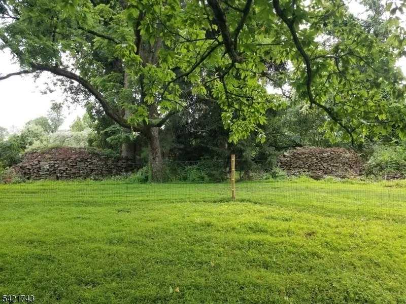 Photo of 246 Spring Hill Rd