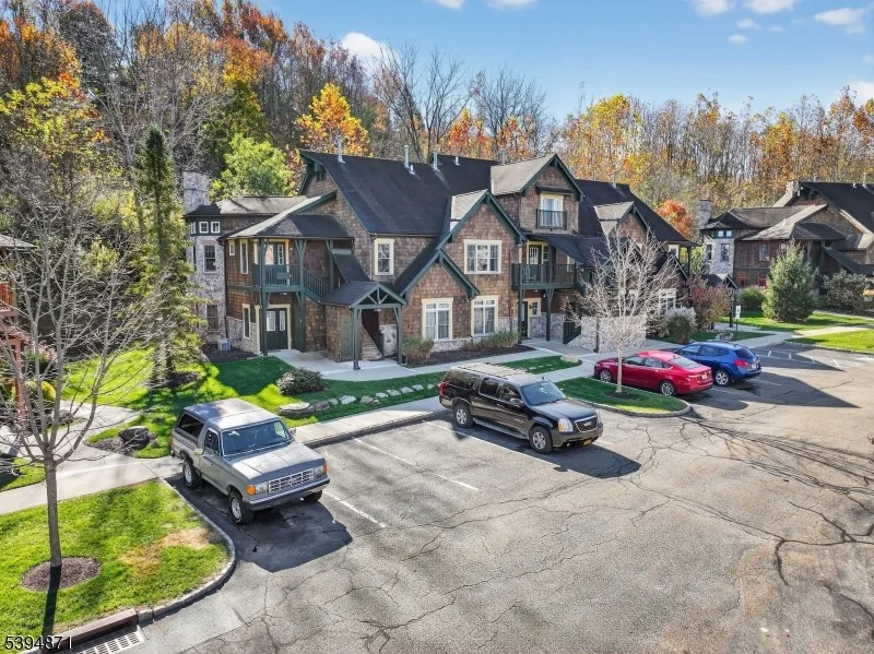 Photo of Unit 21 at 10 Pine Cres Unit 21
