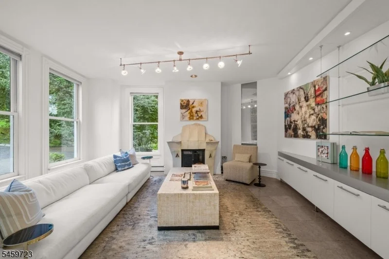 Photo of 303 Upper Mountain Avenue