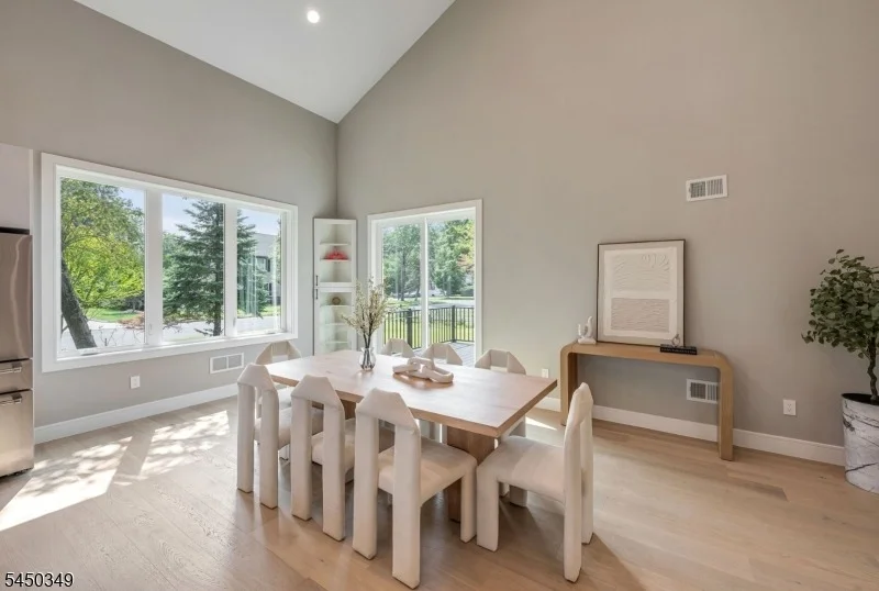 Photo of 62 Asmus Rd
