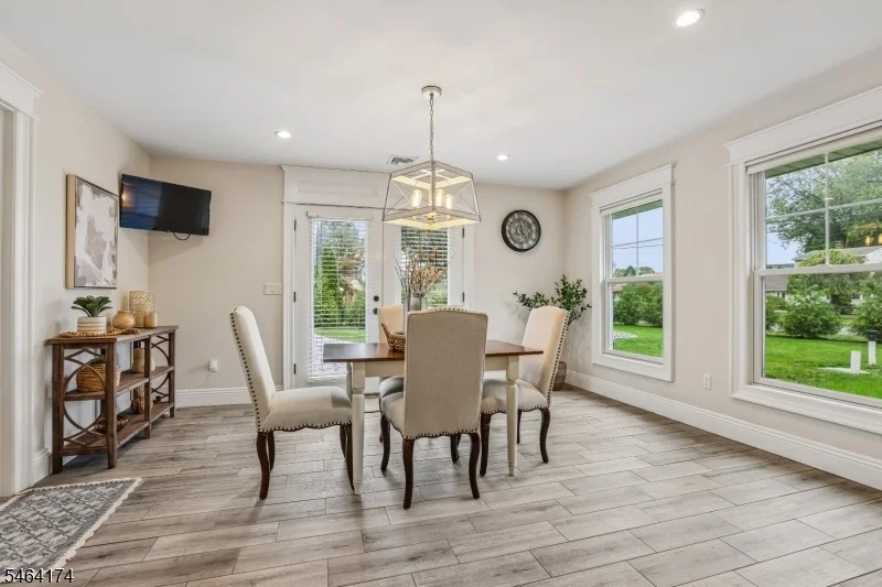 Photo of 4 Stuart Ln
