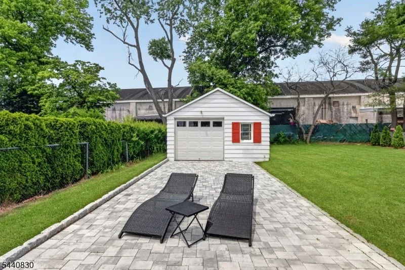 Photo of 42 Donnalin Pl