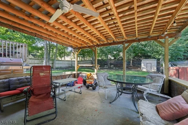 Photo of 341 Skyline Dr