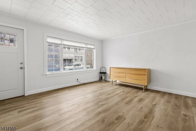 Photo of 63 Garrison St