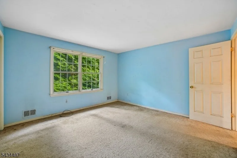Photo of 137 Beekman Rd