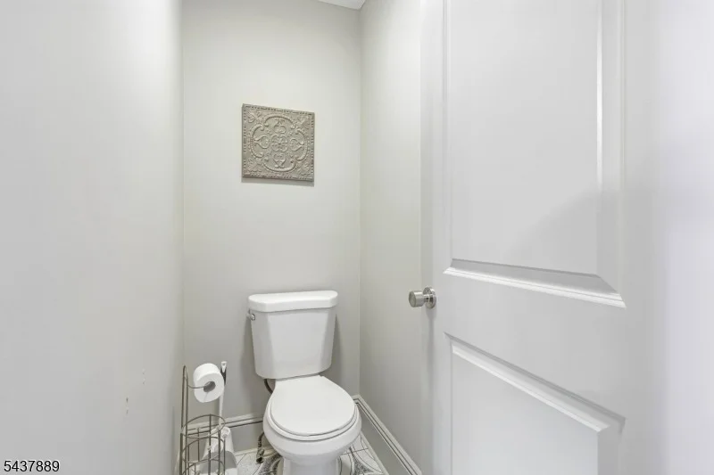 Photo of 1032 Kipling Rd