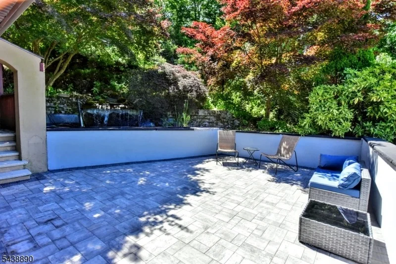 Photo of 27 Joan St