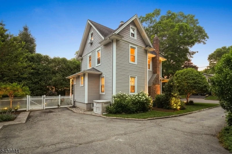 Photo of 5 Ferguson Pl
