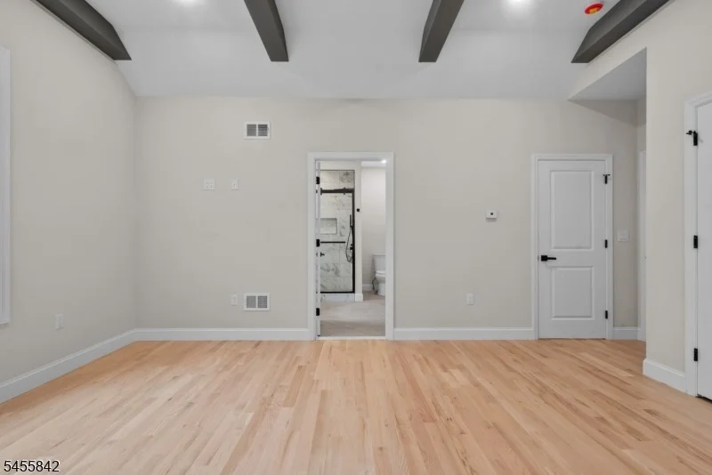 Photo of 41 Lefke Ln