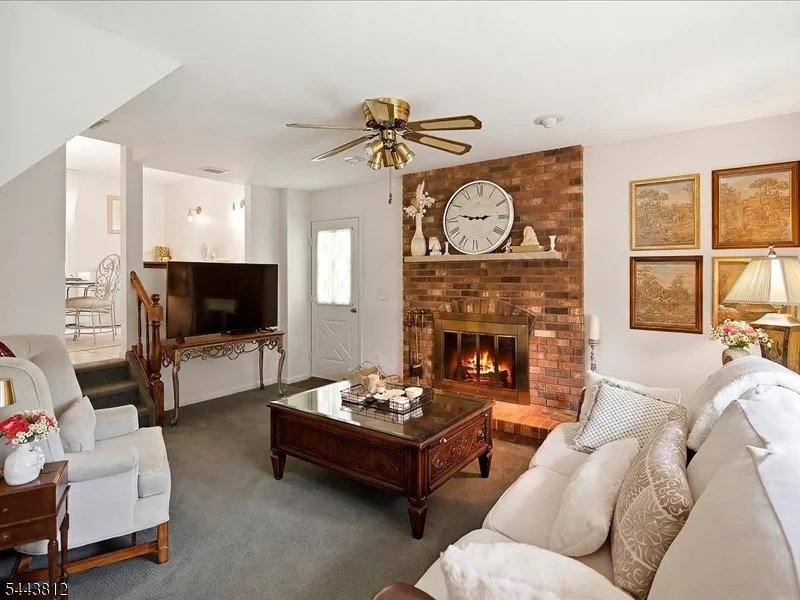 Photo of 76 Long Hill Rd