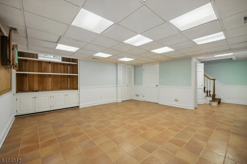 Photo of 638 Mountain Ave