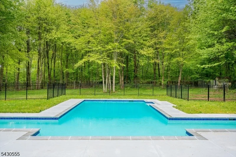Photo of 270 Mountain Rd