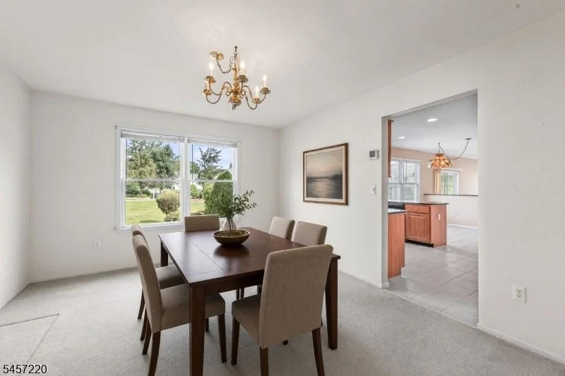 Photo of 4 Hawthorn Dr