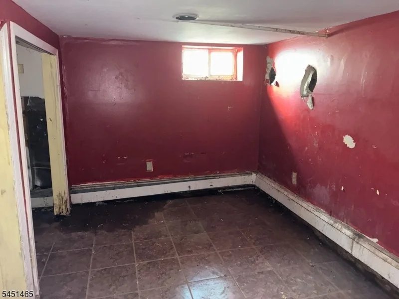 Photo of 145 Ward St