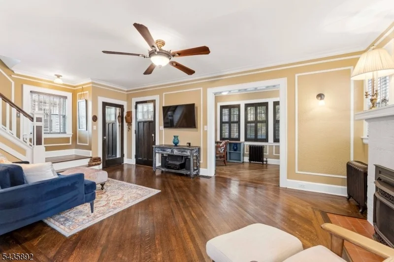 Photo of 16 Coolidge Ave