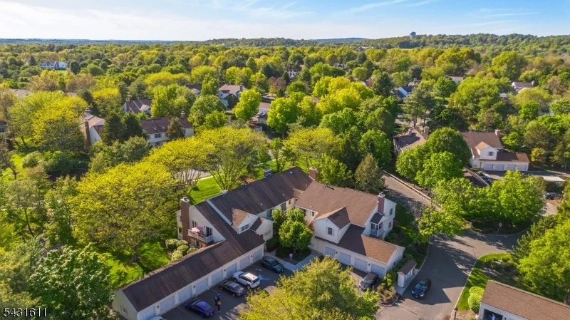 Photo of 366 Potomac Dr