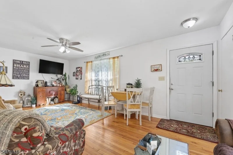 Photo of 341 Skyline Dr