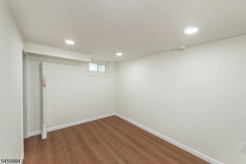 Photo of 50 Birch St