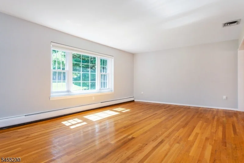 Photo of 14 Winding Way