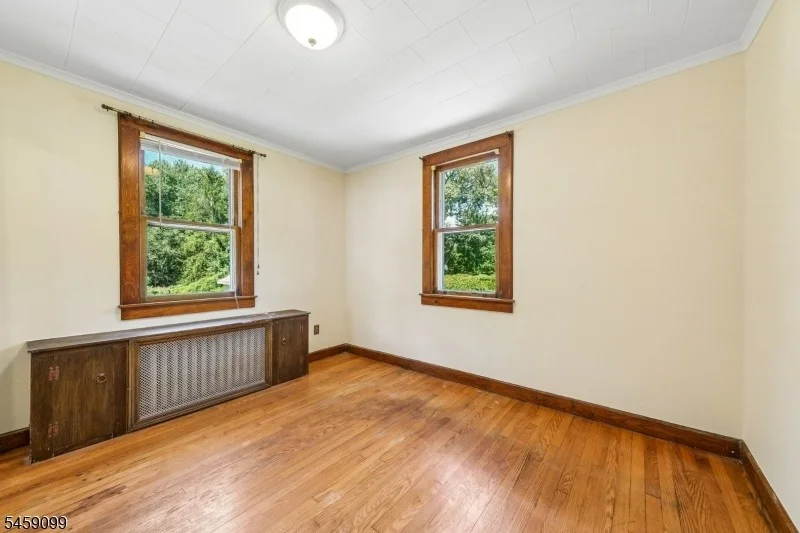 Photo of 327 Saint Cloud Ave