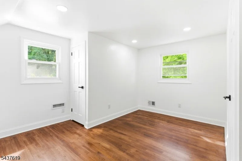 Photo of 135 Kenzel Ave