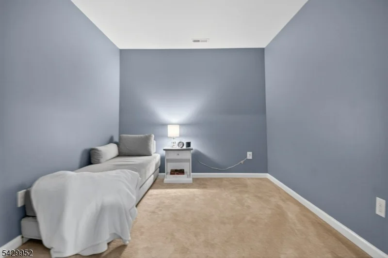 Photo of 104 Albert Ct