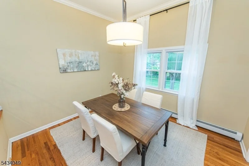 Photo of 27 Bogert Rd