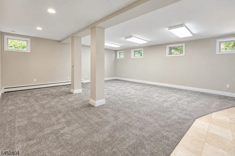 Photo of 14 Hidden Valley Dr
