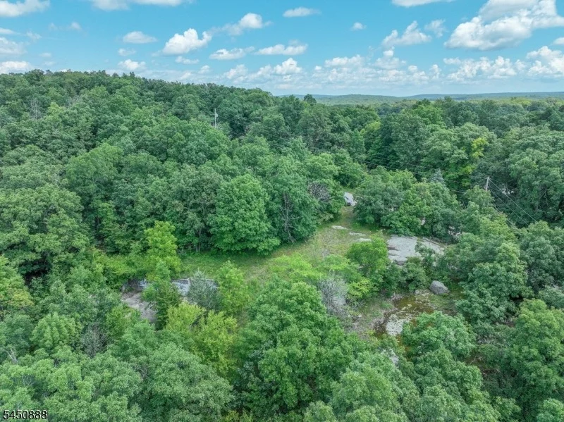 Photo of 11 Hidden Valley Dr