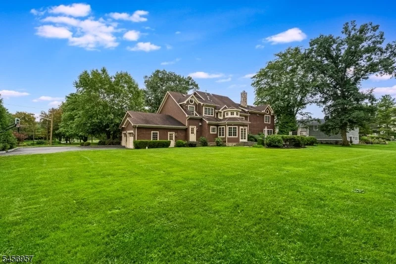 Photo of 2 Hobson Drive