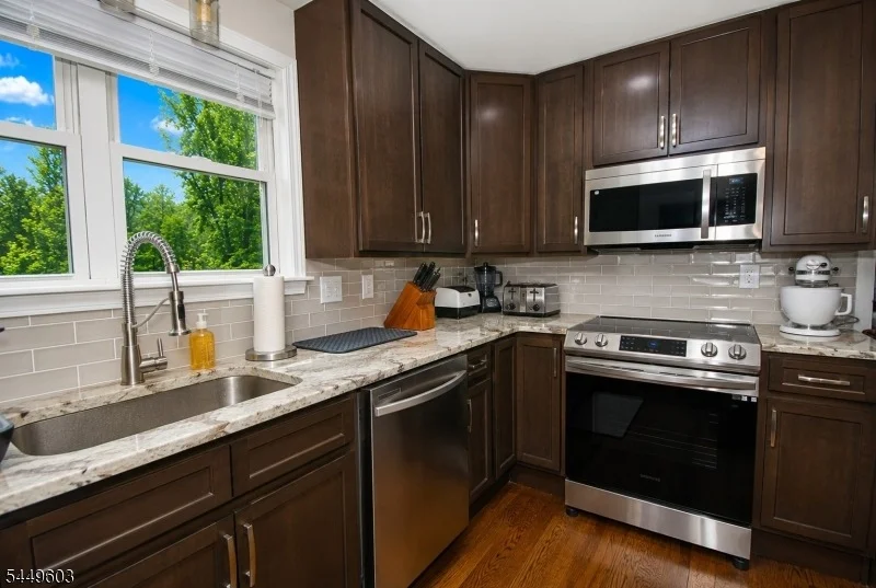 Photo of 18 Tamarack Rd