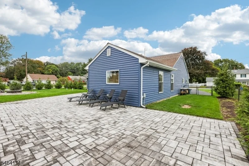 Photo of 4 Stuart Ln