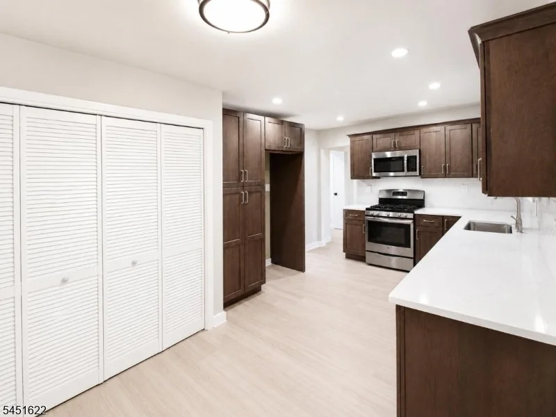Photo of 13 Patton Dr