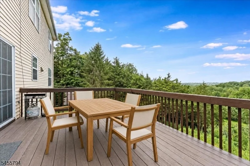 Photo of 15 Dana Dr