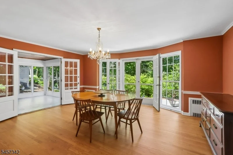 Photo of 260 Fairmount Ave