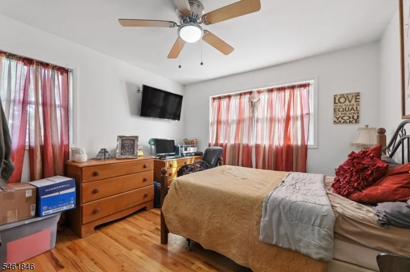 Photo of 341 Skyline Dr