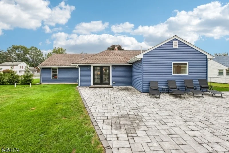 Photo of 4 Stuart Ln