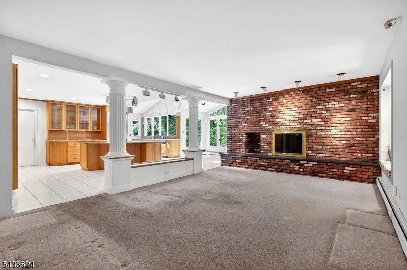 Photo of 53 Joan Drive