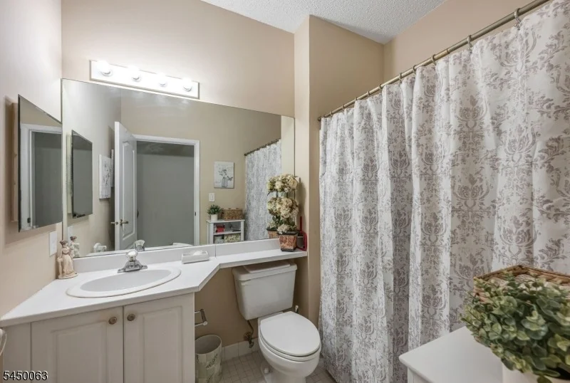 Photo of 602 Brittany Dr