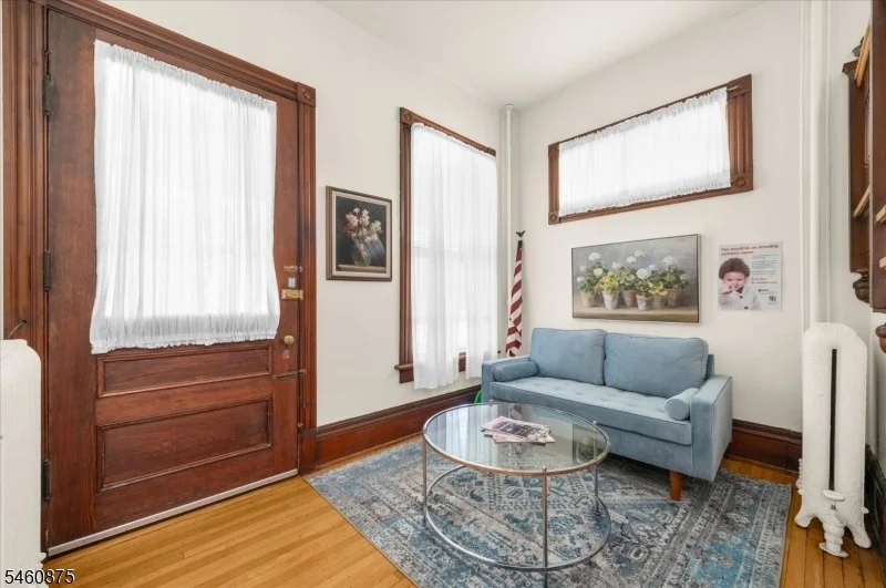Photo of 128 Belvidere Ave