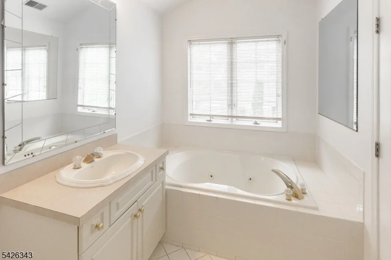 Photo of 1108 Smith Manor Blvd