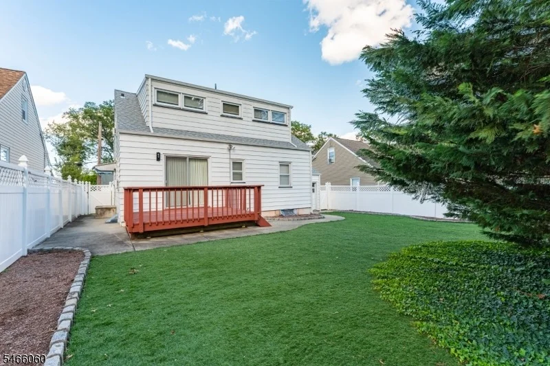 Photo of 439 Wheaton Rd