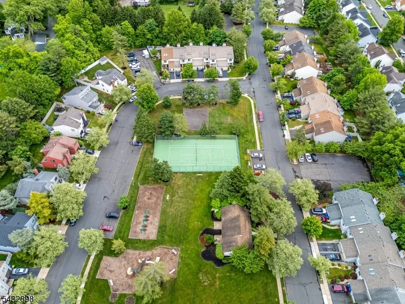 Photo of 85 Homestead Dr